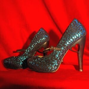 TUK blue metallic leopard platform Mary Janes with heart cutout heel - size 7